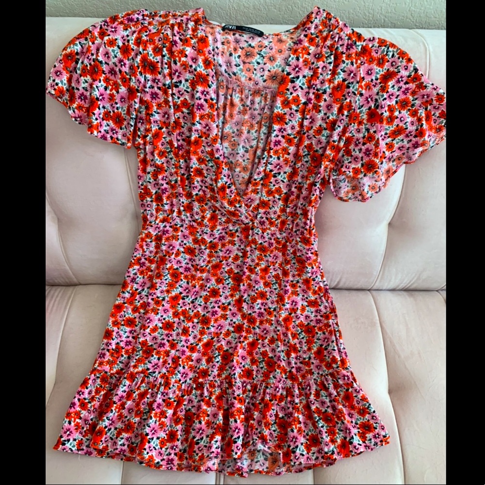 🌷 Zara Floral dress 🌷